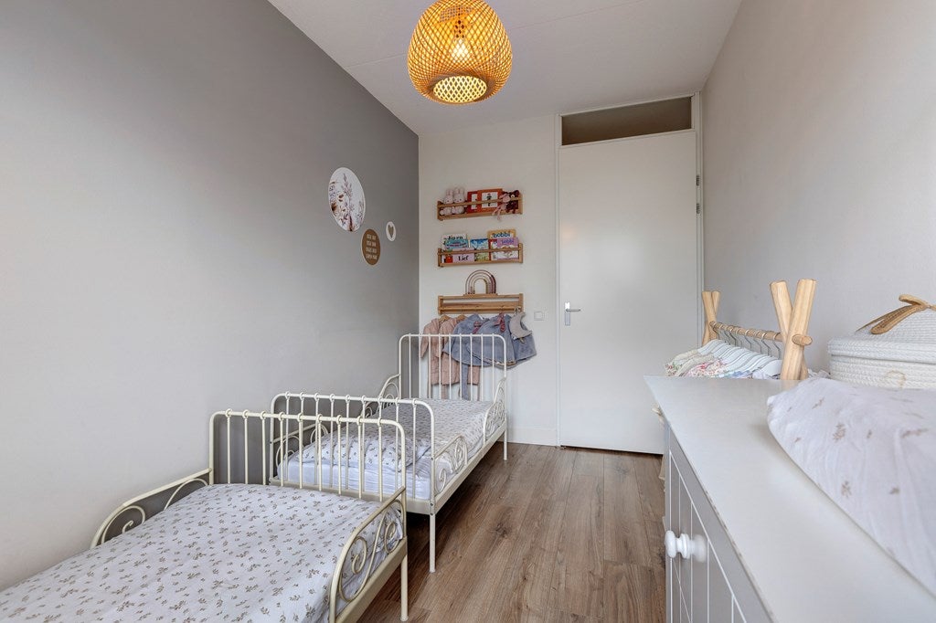 Hoekwoning te koop: Schoonenburg 198, Ede