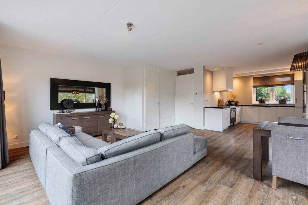 Hoekwoning te koop: Schoonenburg 198, Ede
