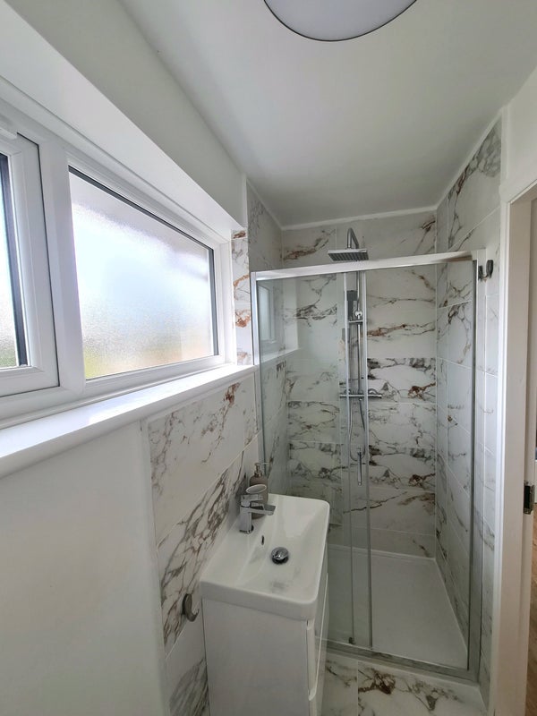Room Hazel Croft in Metropolitan Borough of Solihull