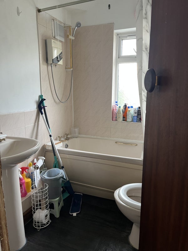 Room Oak Crescent in Sandwell