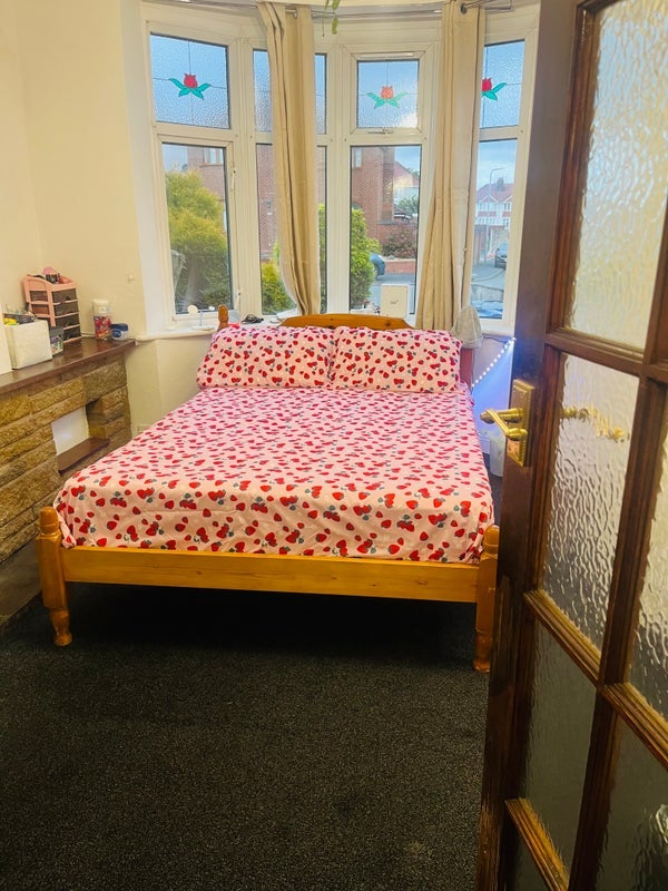 Room Oak Crescent in Sandwell