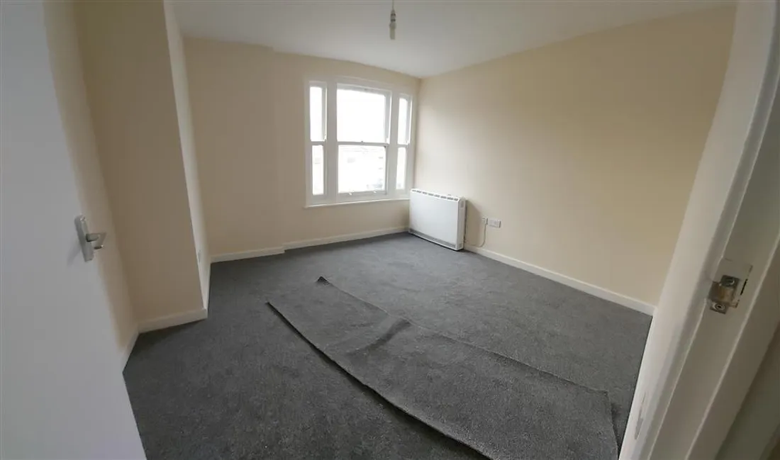 Flat St Teilo Street in Pontarddulais