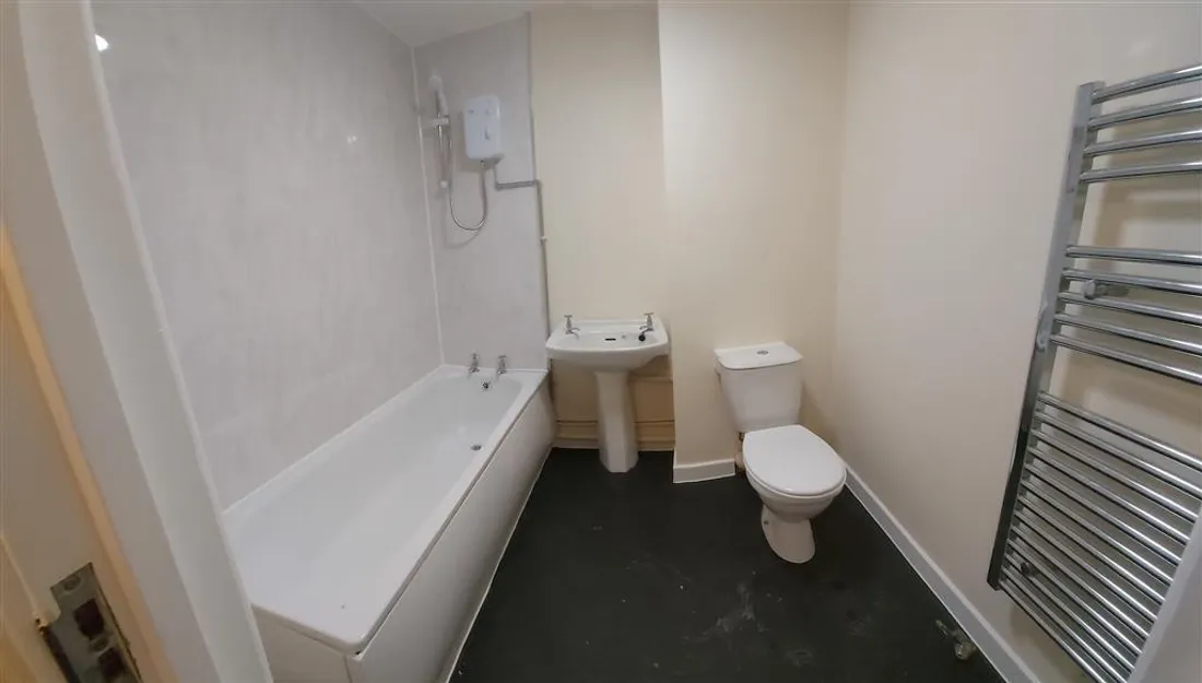Flat St Teilo Street in Pontarddulais