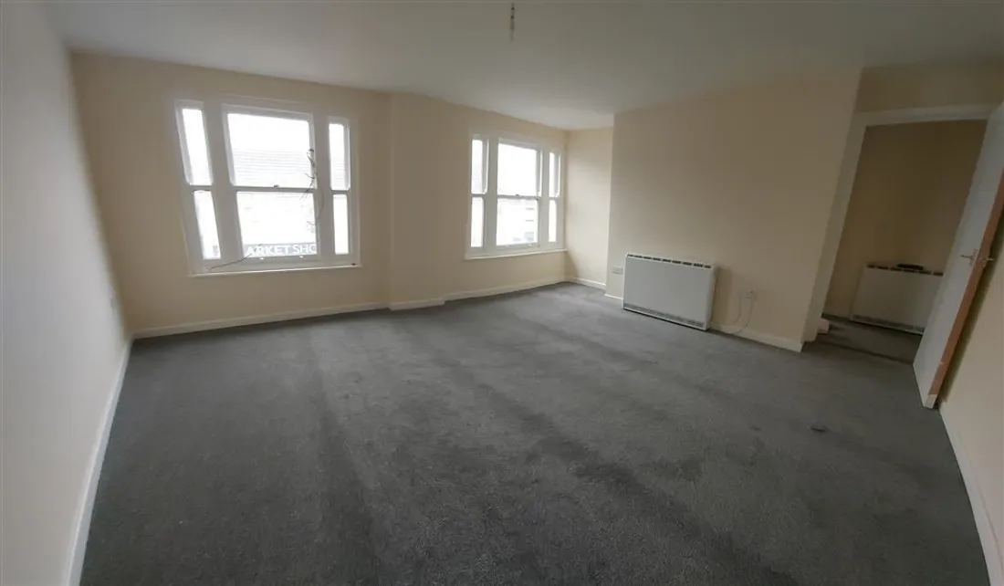 Flat St Teilo Street in Pontarddulais