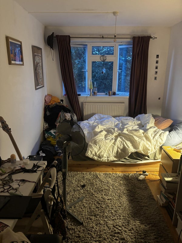 Room Weedington Road in Greater London