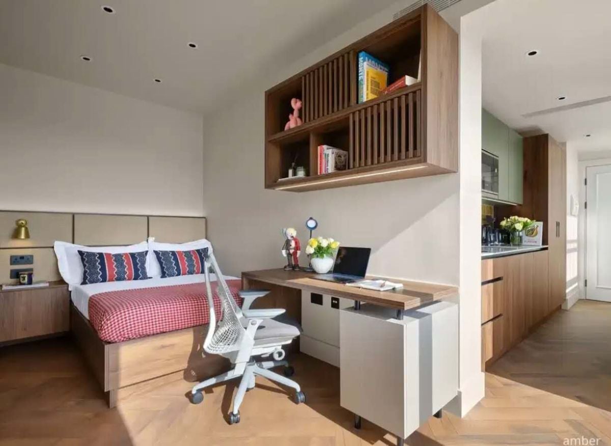 Room Cromwell Road in Greater London