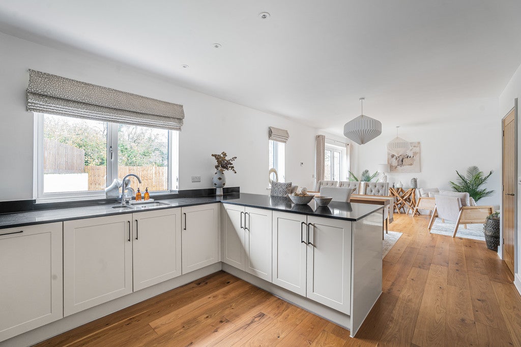 House Aggett Grove in Bovey Tracey