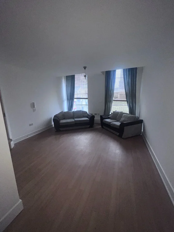 Flat East Parade in Bradford