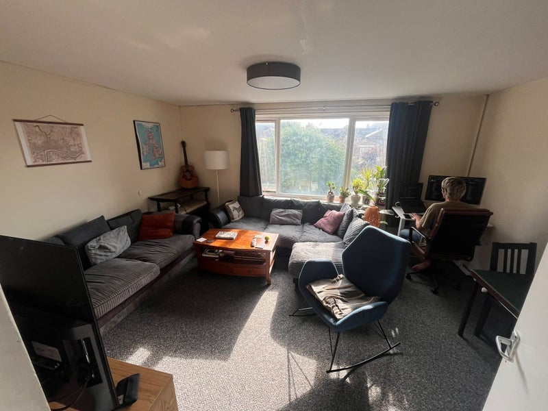 Room Bancroft Road in Greater London