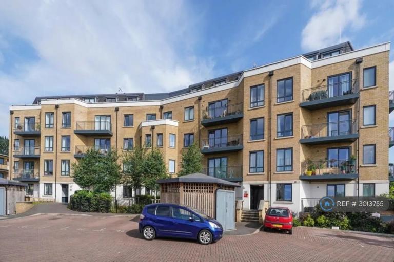 Flat Jessop Place in Greater London