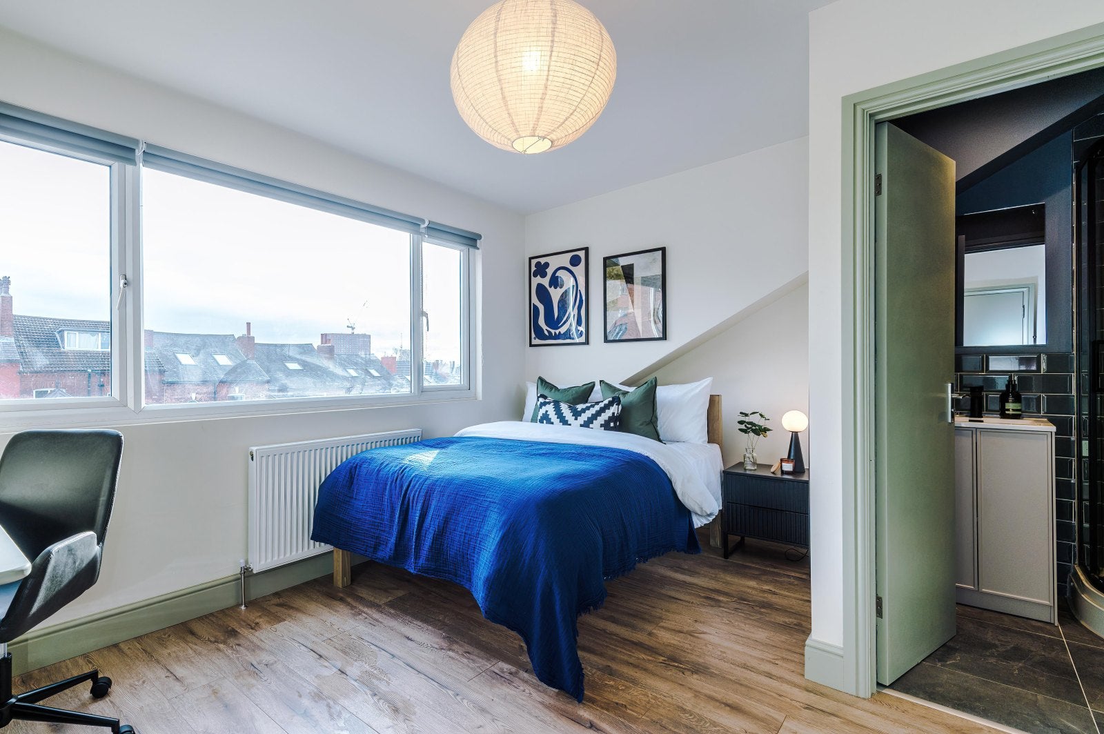 Room Kendal Lane in Leeds