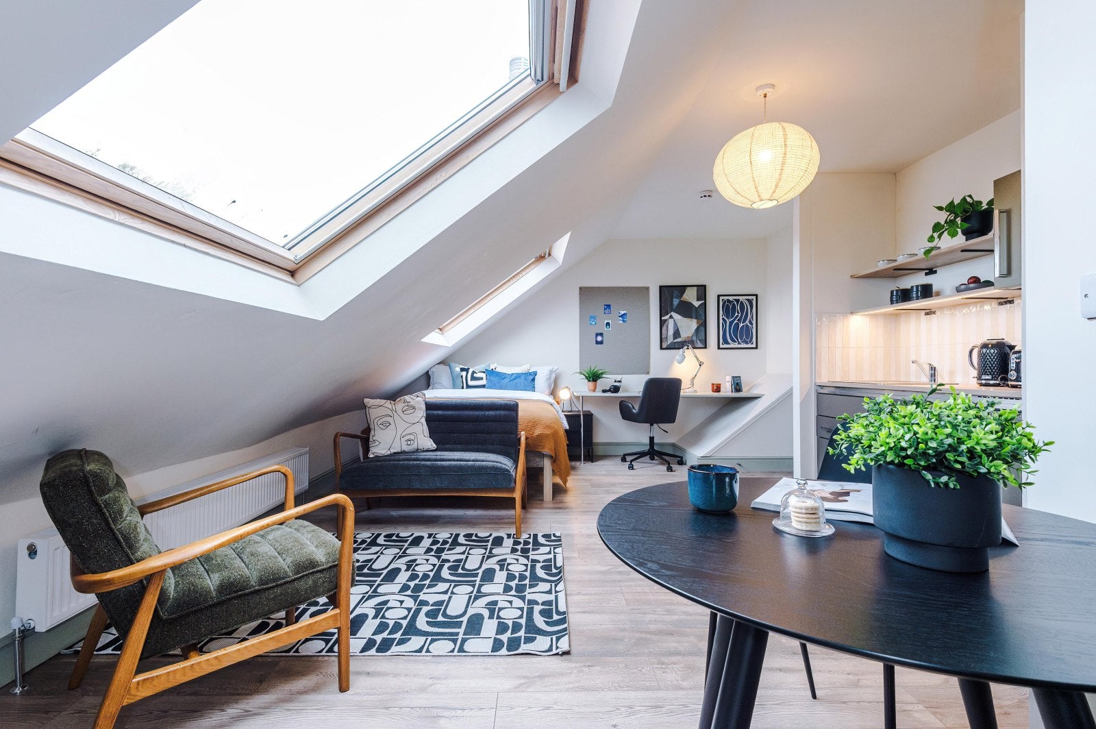 Room Kendal Lane in Leeds