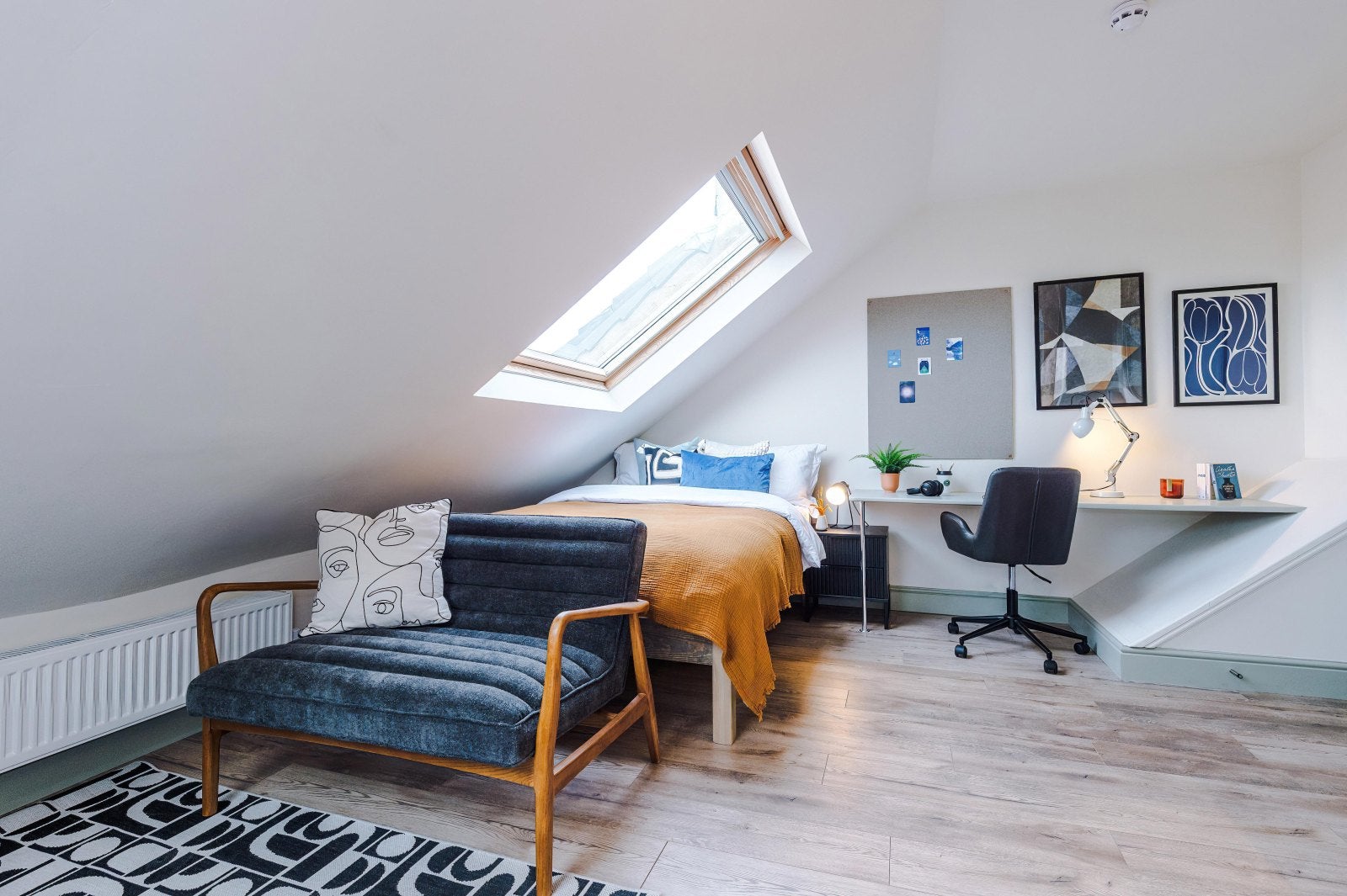 Room Kendal Lane in Leeds