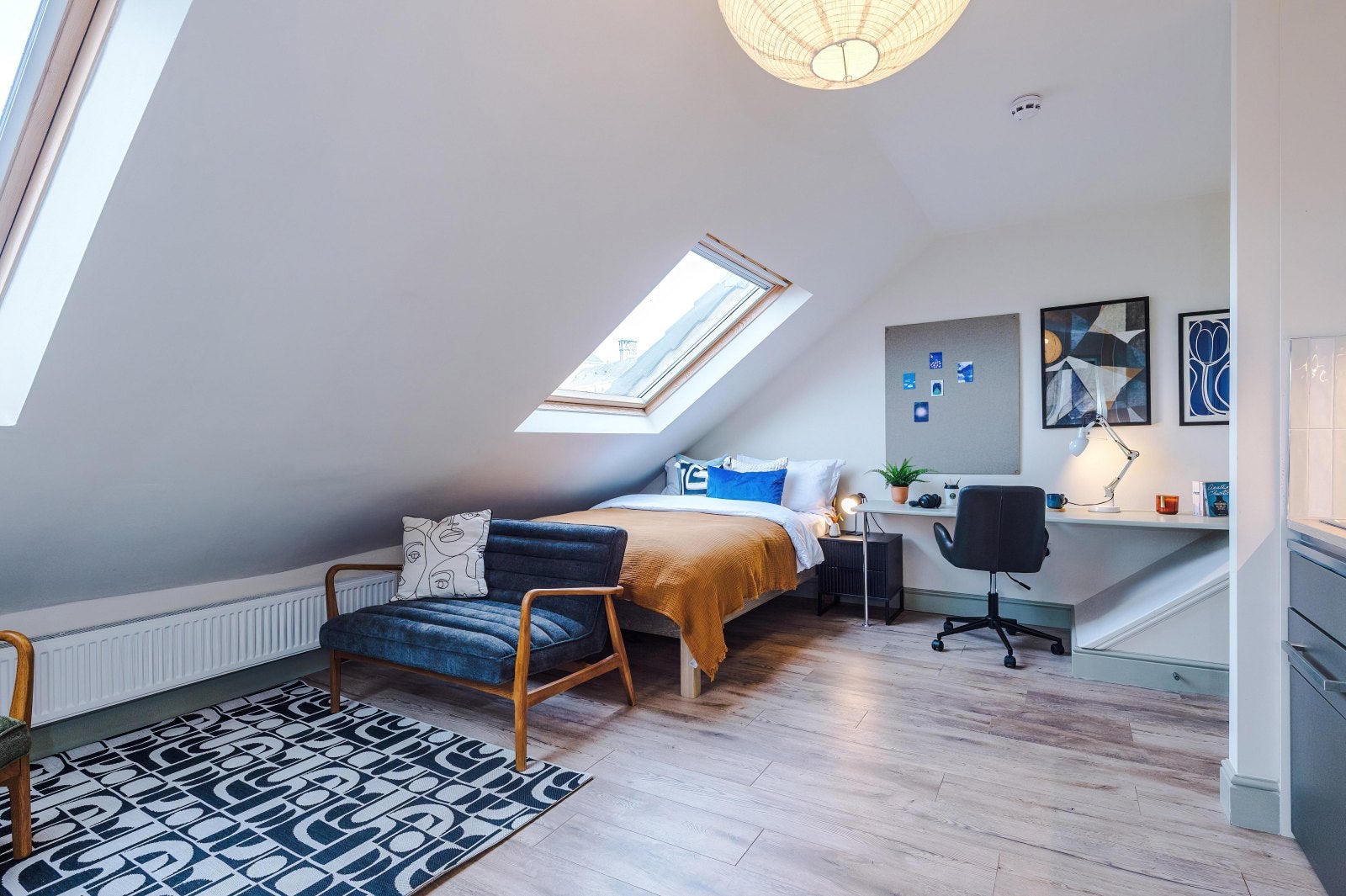 Room Kendal Lane in Leeds