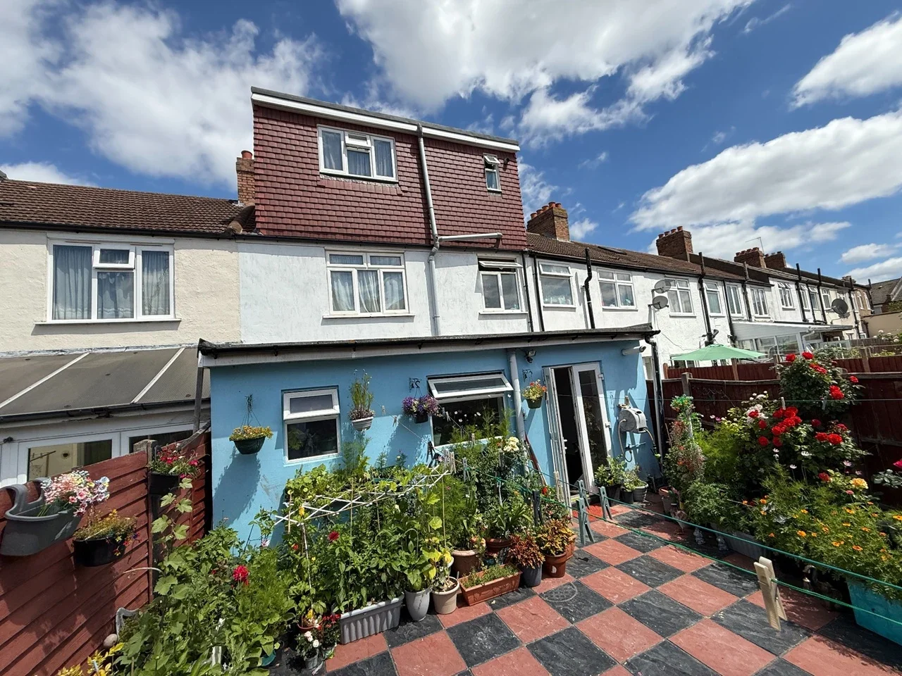 House Zermatt Road in Greater London