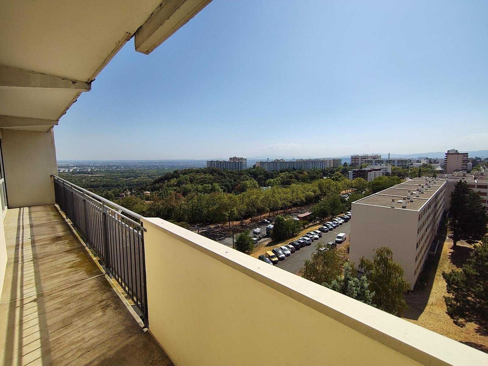 Appartement Place George Sand à Rillieux-la-Pape
