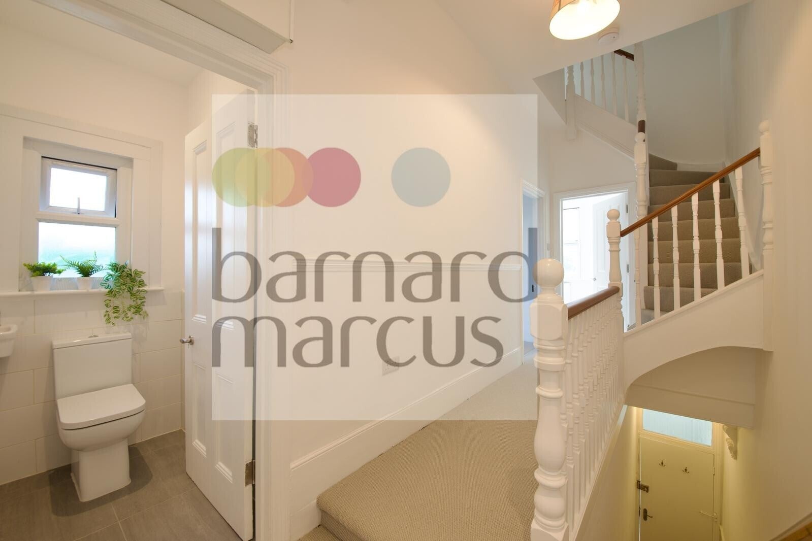 Flat Tewkesbury Terrace in Greater London