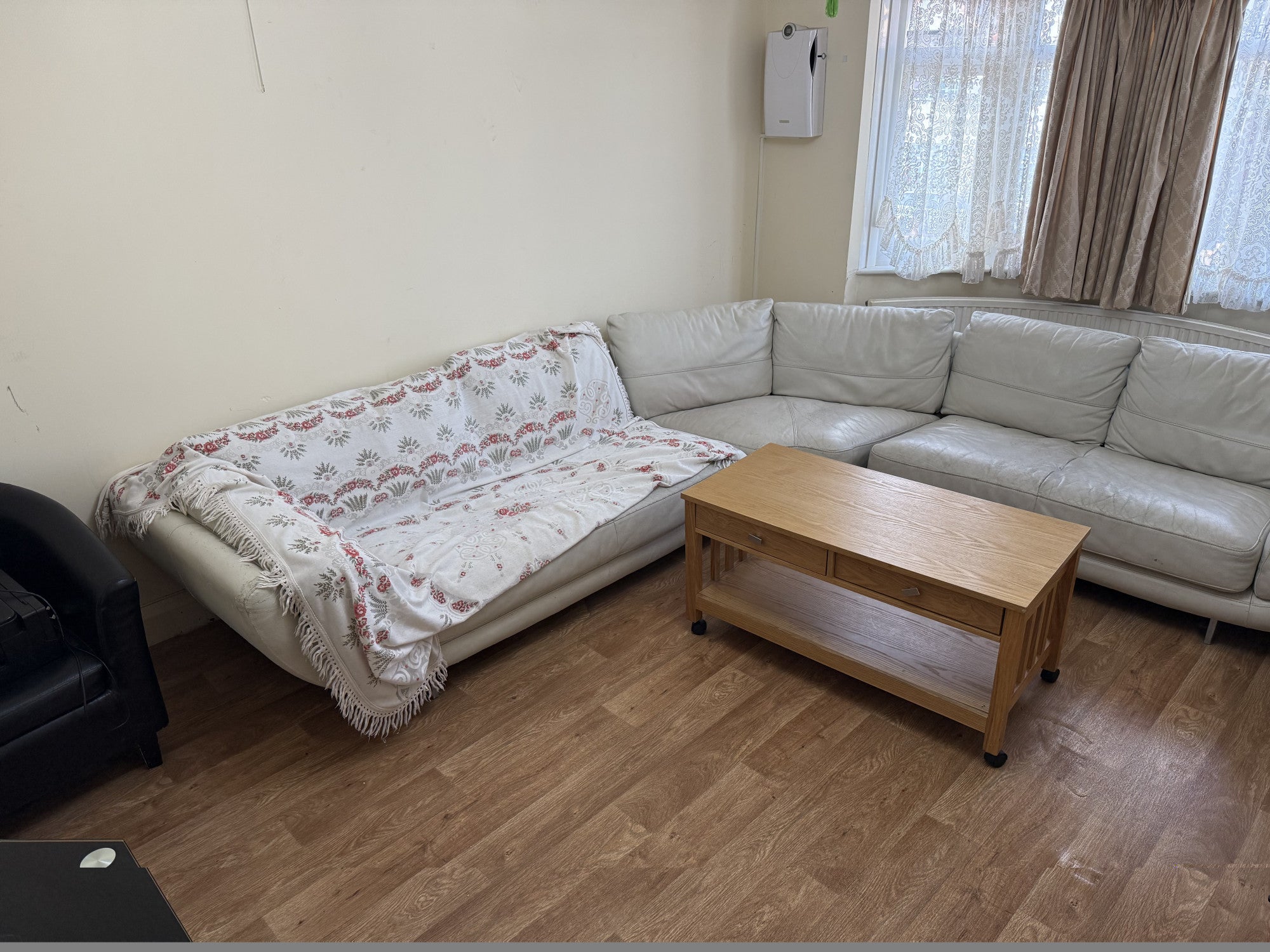 Flat Ellerdine Road in Greater London