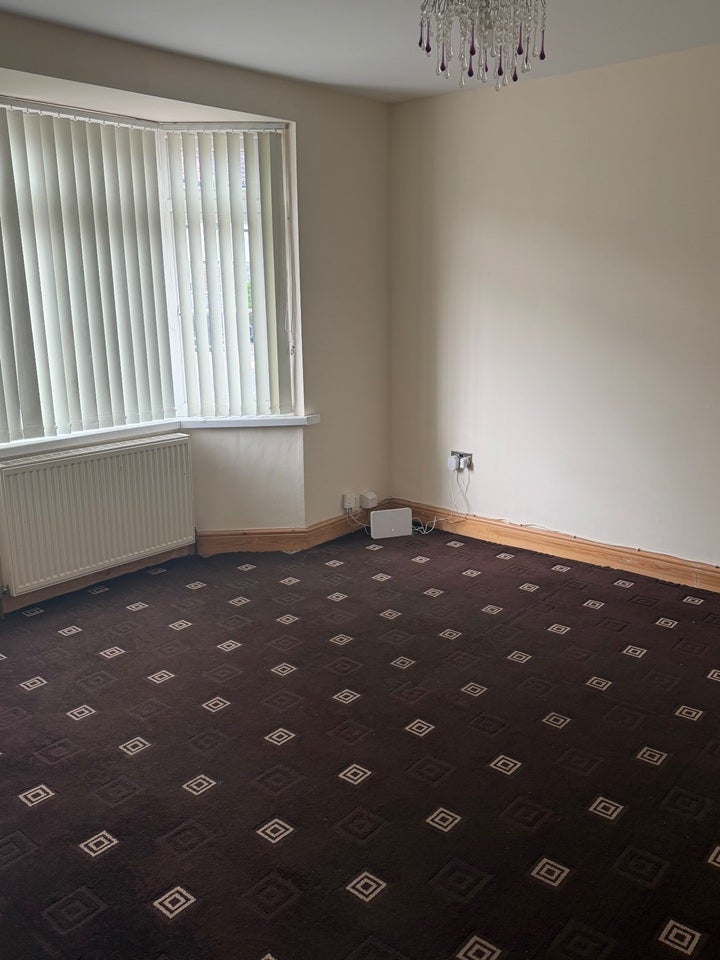 House Maythorne Close in Watford
