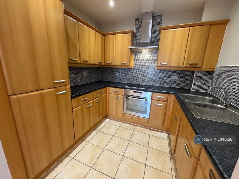Flat Weavers Court in Chorley
