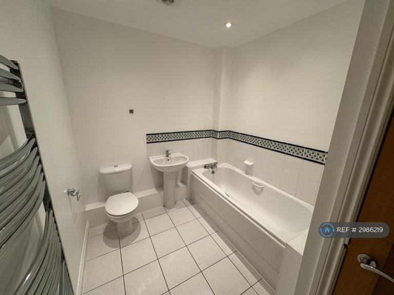 Flat Weavers Court in Chorley