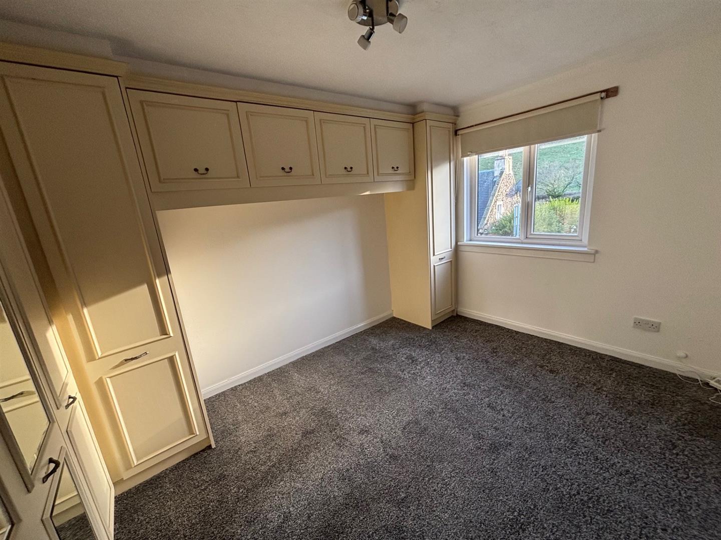 Flat Riverside Road in Larkhall