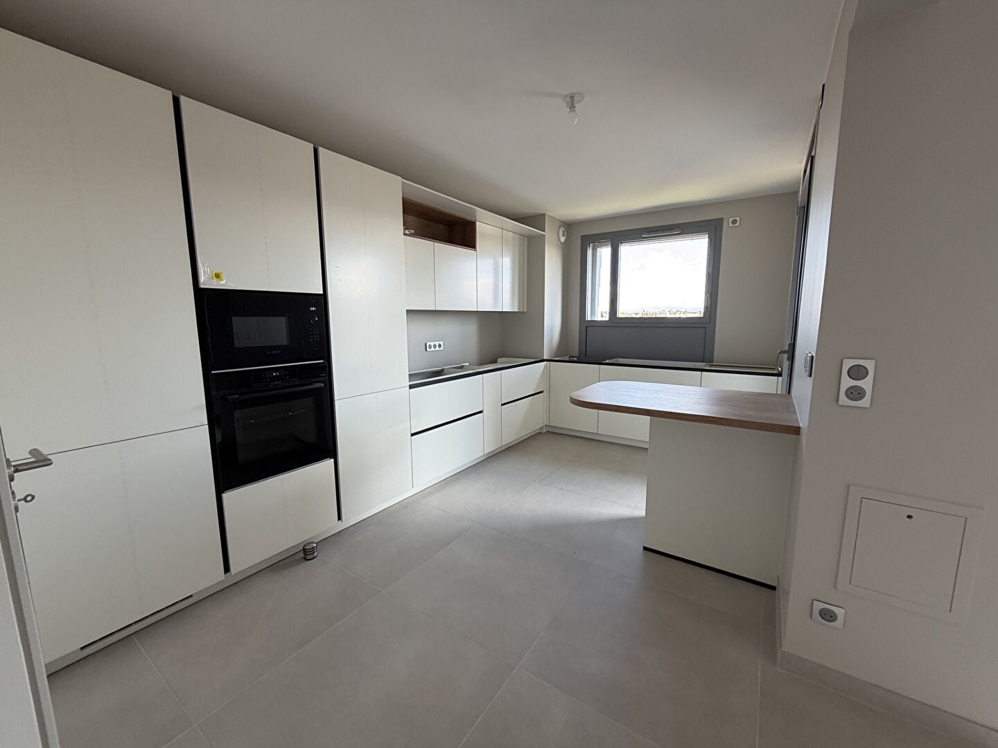 Appartement Rue de la Croix Blanche à Bourg-en-Bresse
