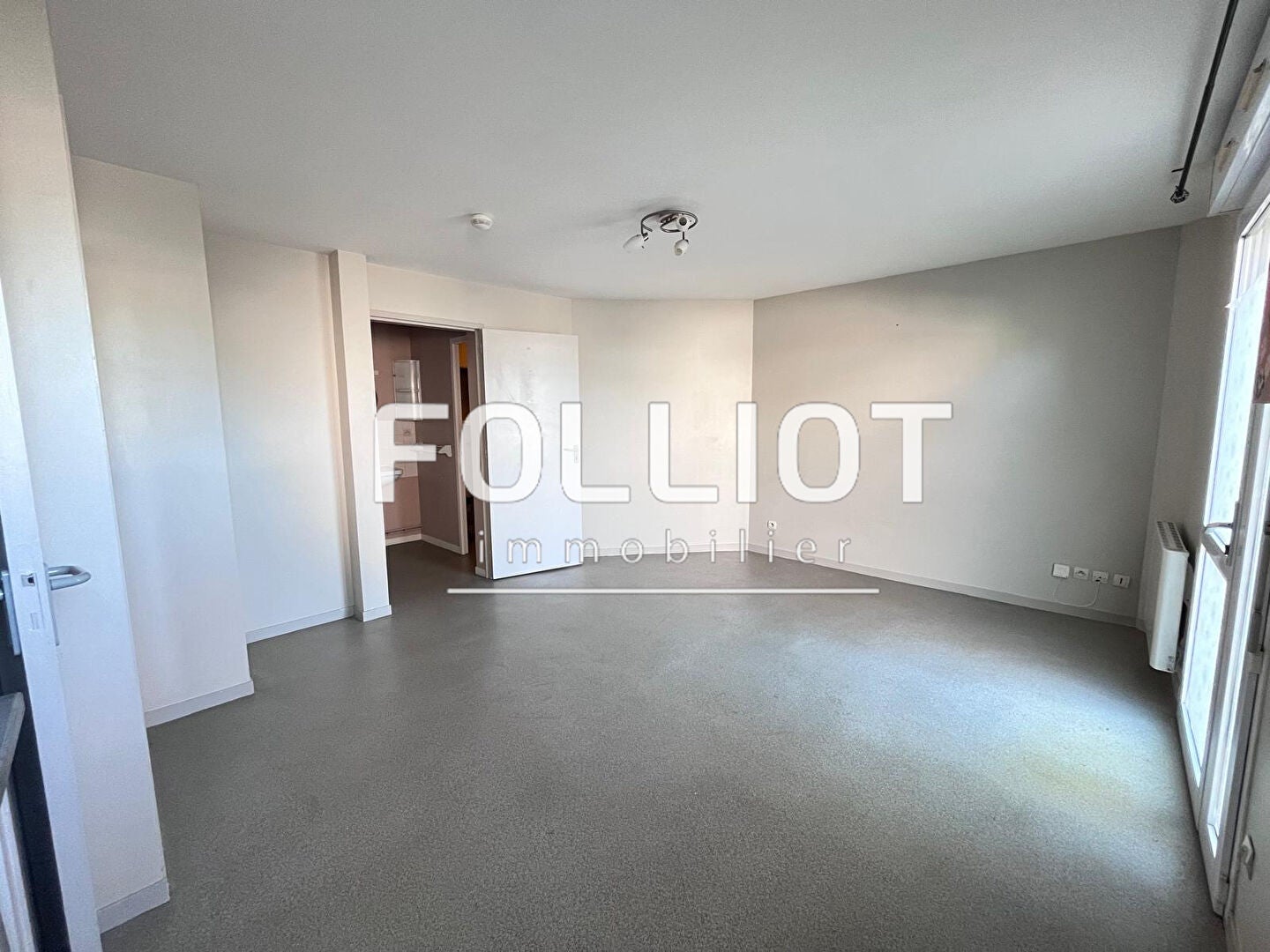 Chambre Esplanade Jean Patounas à Saint-Lô