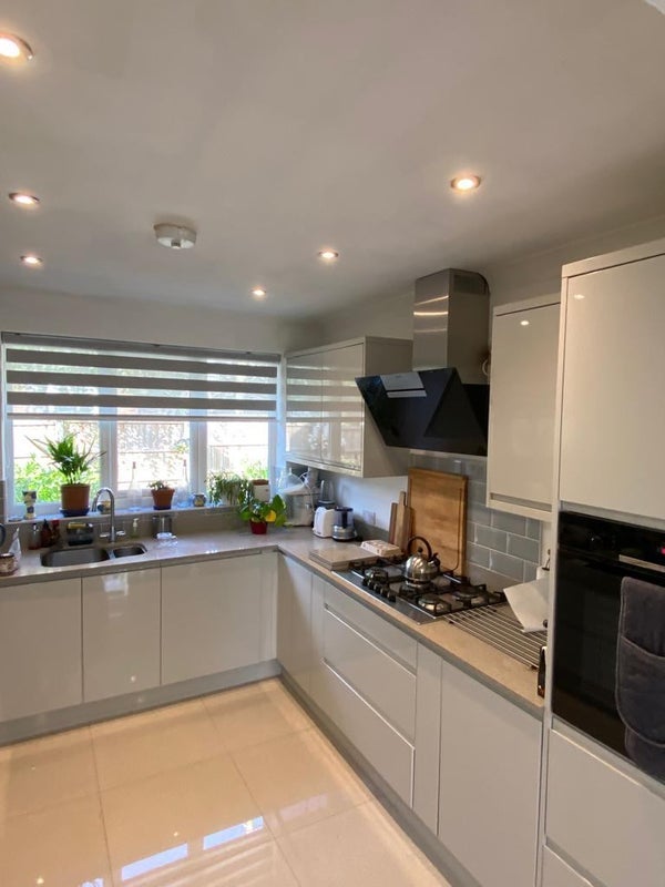 Room Pond Hills Lane in Gedling