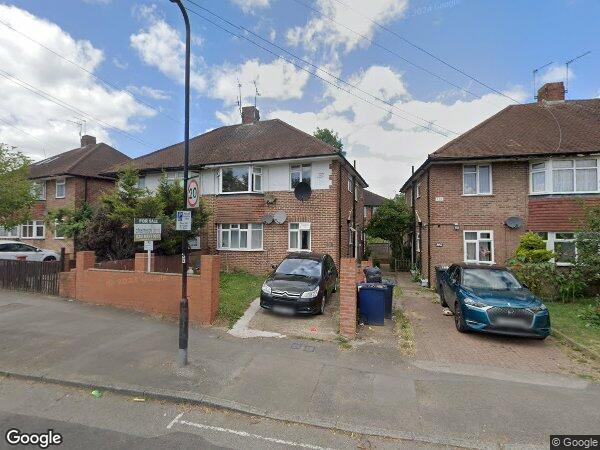 Room Eastcote Lane in Greater London