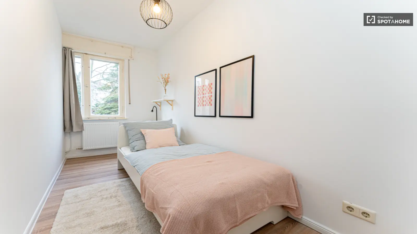 Wohnung Warmbrunner Straße in Berlin