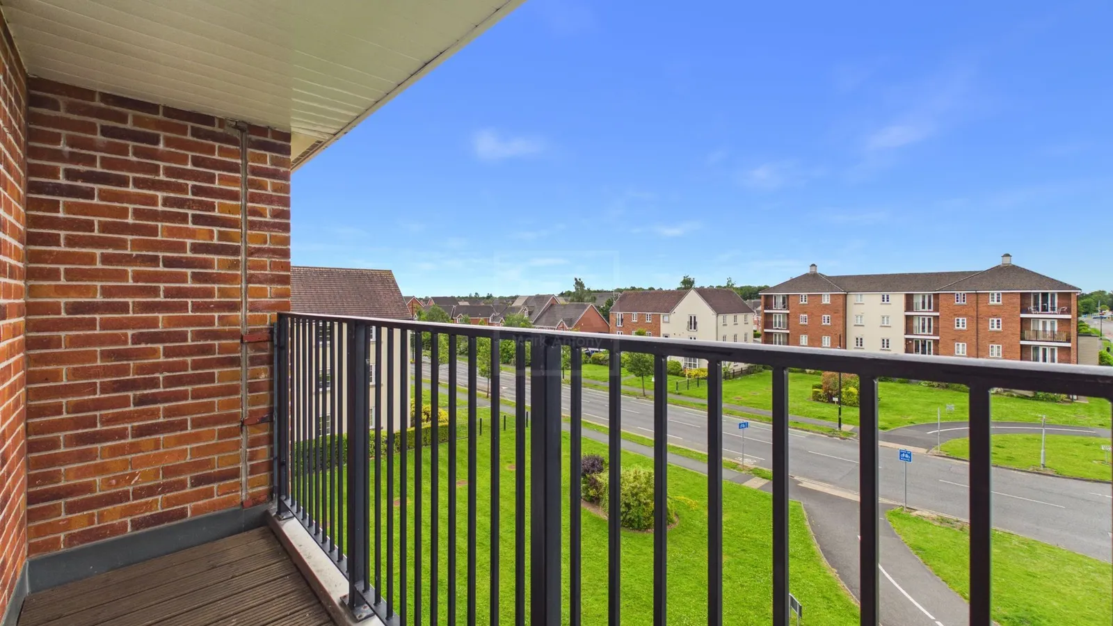 Flat Boston Boulevard in Great Sankey