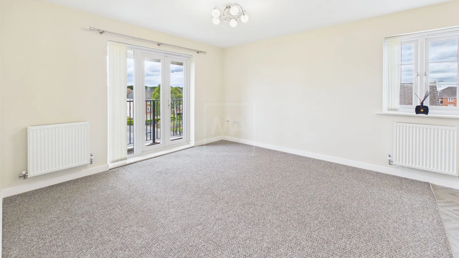 Flat Boston Boulevard in Great Sankey
