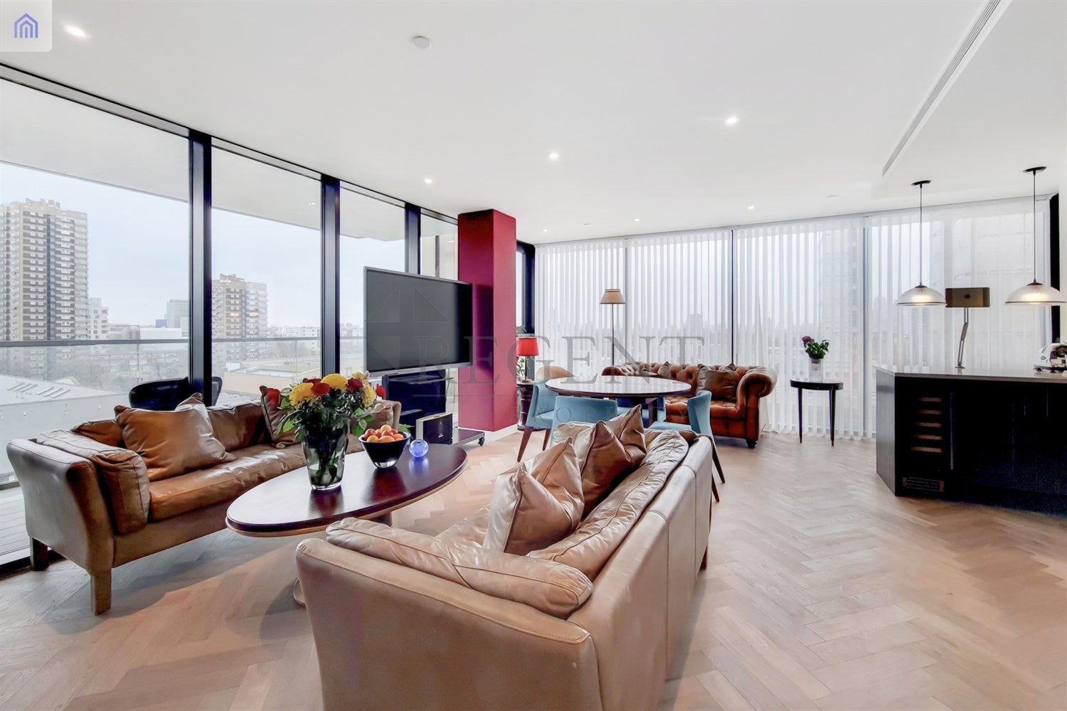 Flat Merino Gardens in Greater London