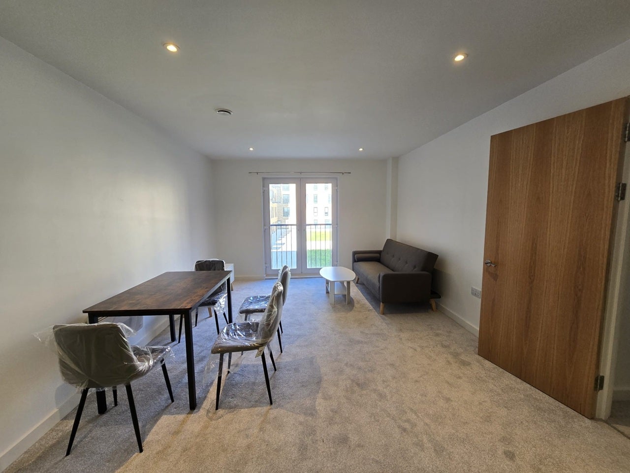 Flat Ordsall Lane in Salford