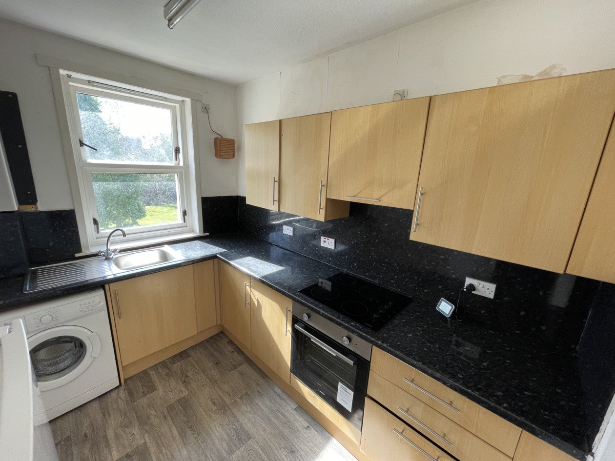 Flat Caird Avenue in Dundee