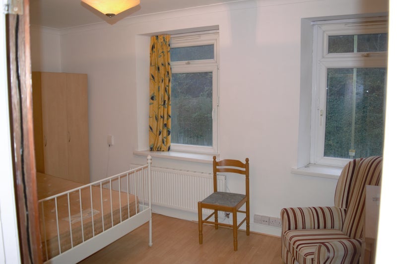 Room Broadway in Pontypridd