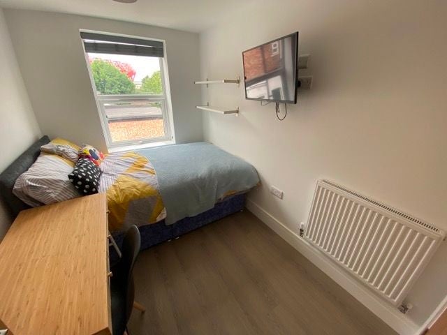 Flat Colwick Road in Nottingham