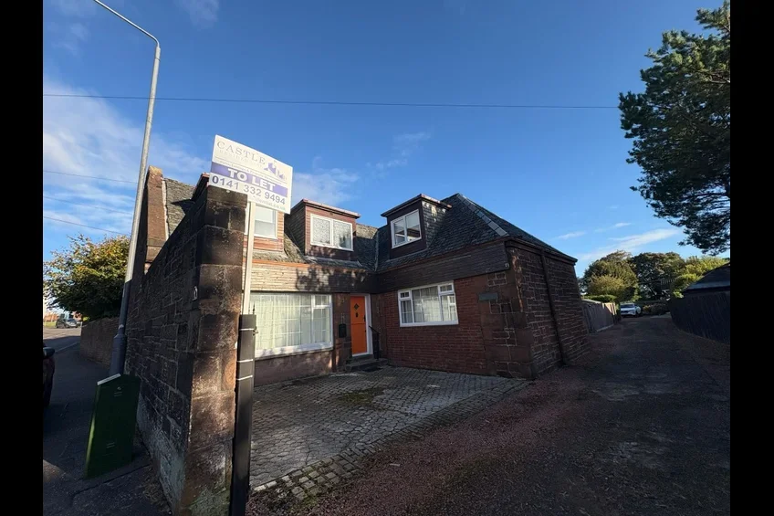 House Arthurlie Avenue in Barrhead