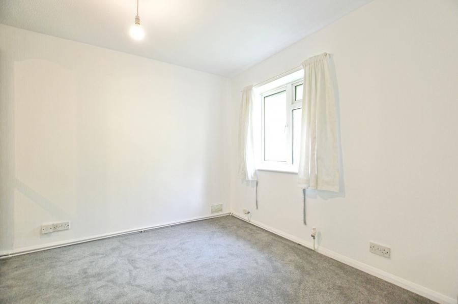 House Larkswood Rise in St Albans