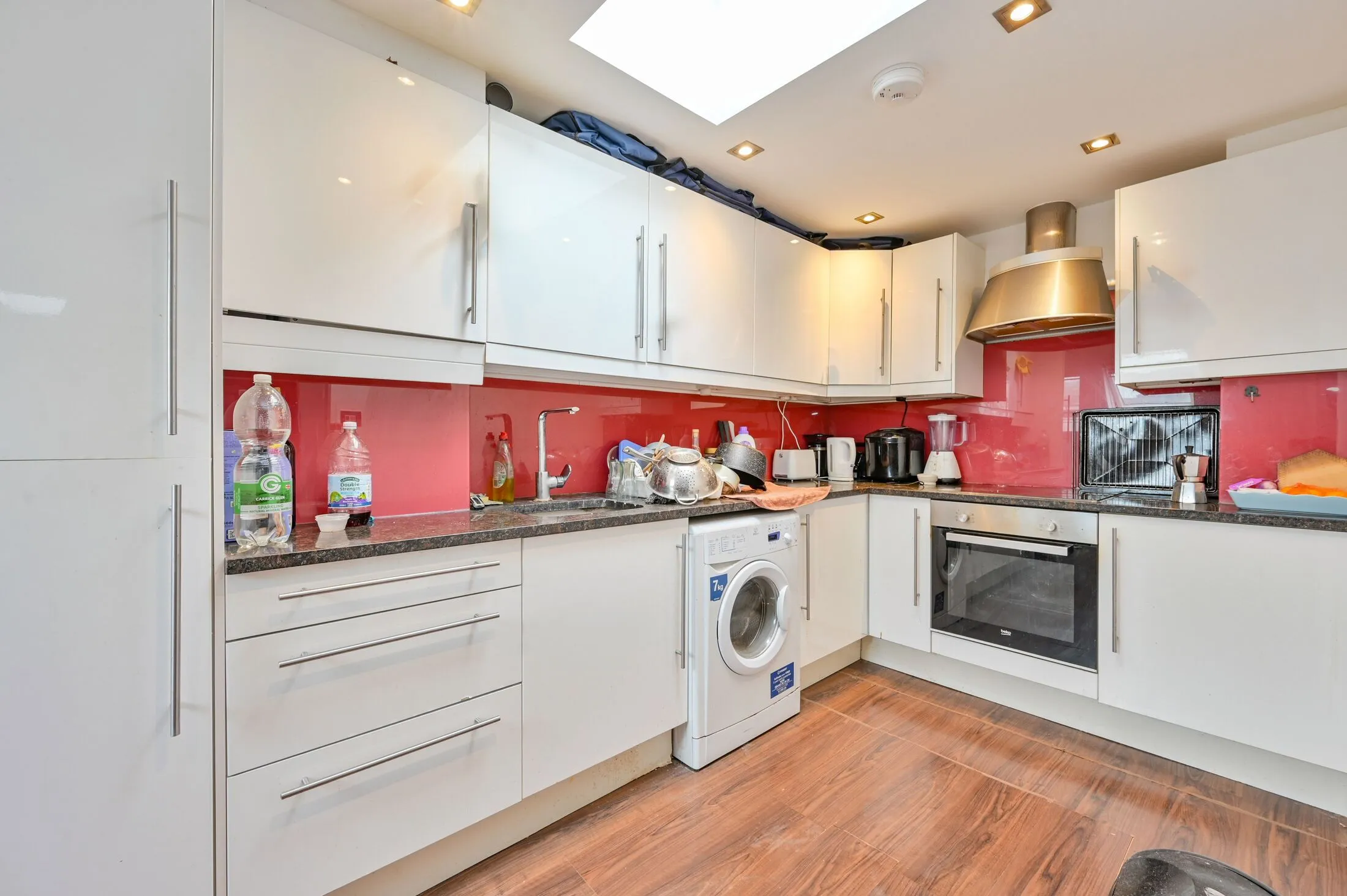 Flat Southfield Road in Greater London