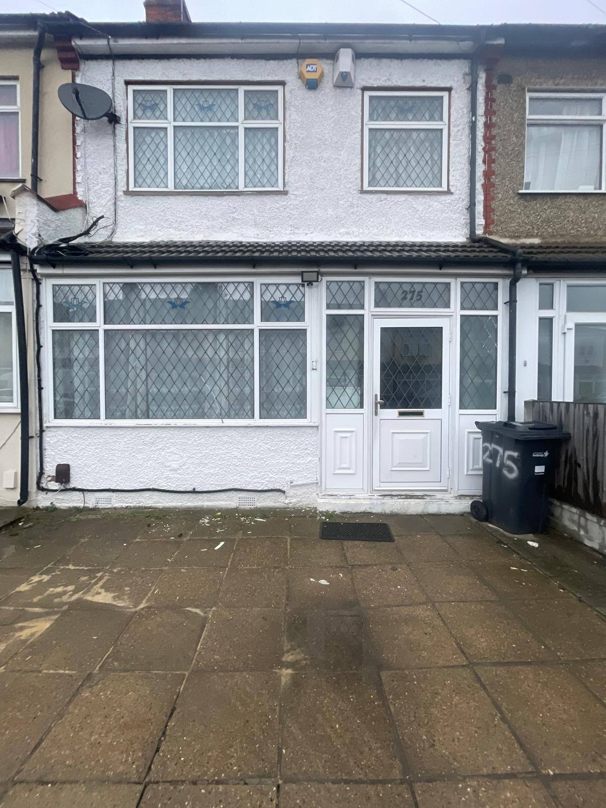 House Henley Road in London