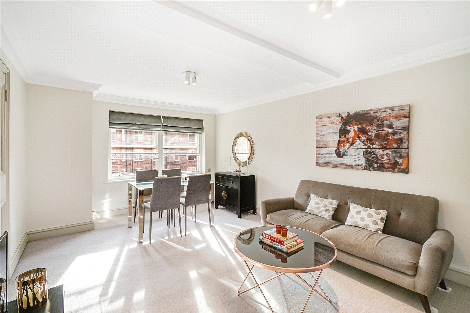 Flat Barkston Gardens in Greater London