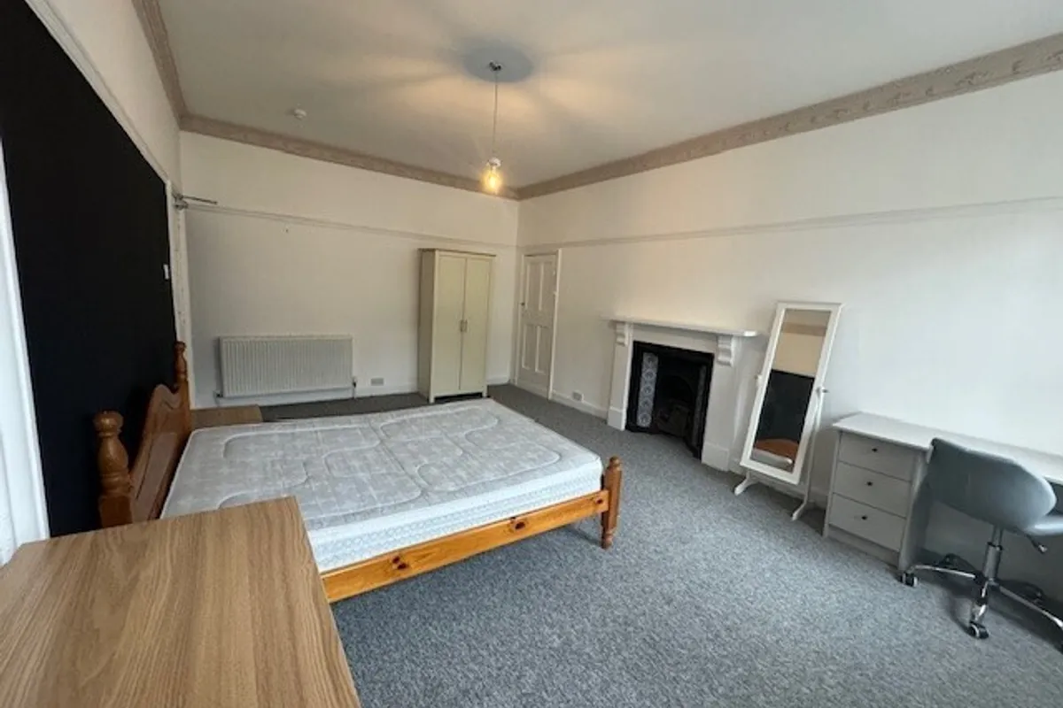 Room Milsom Street in Bath