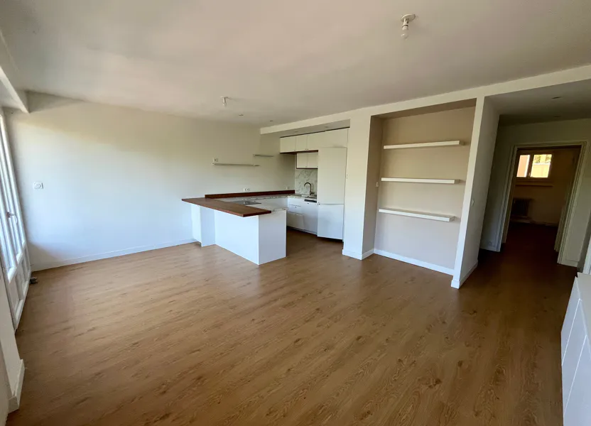 Flat Cours Aristide Briand in Caluire-et-Cuire
