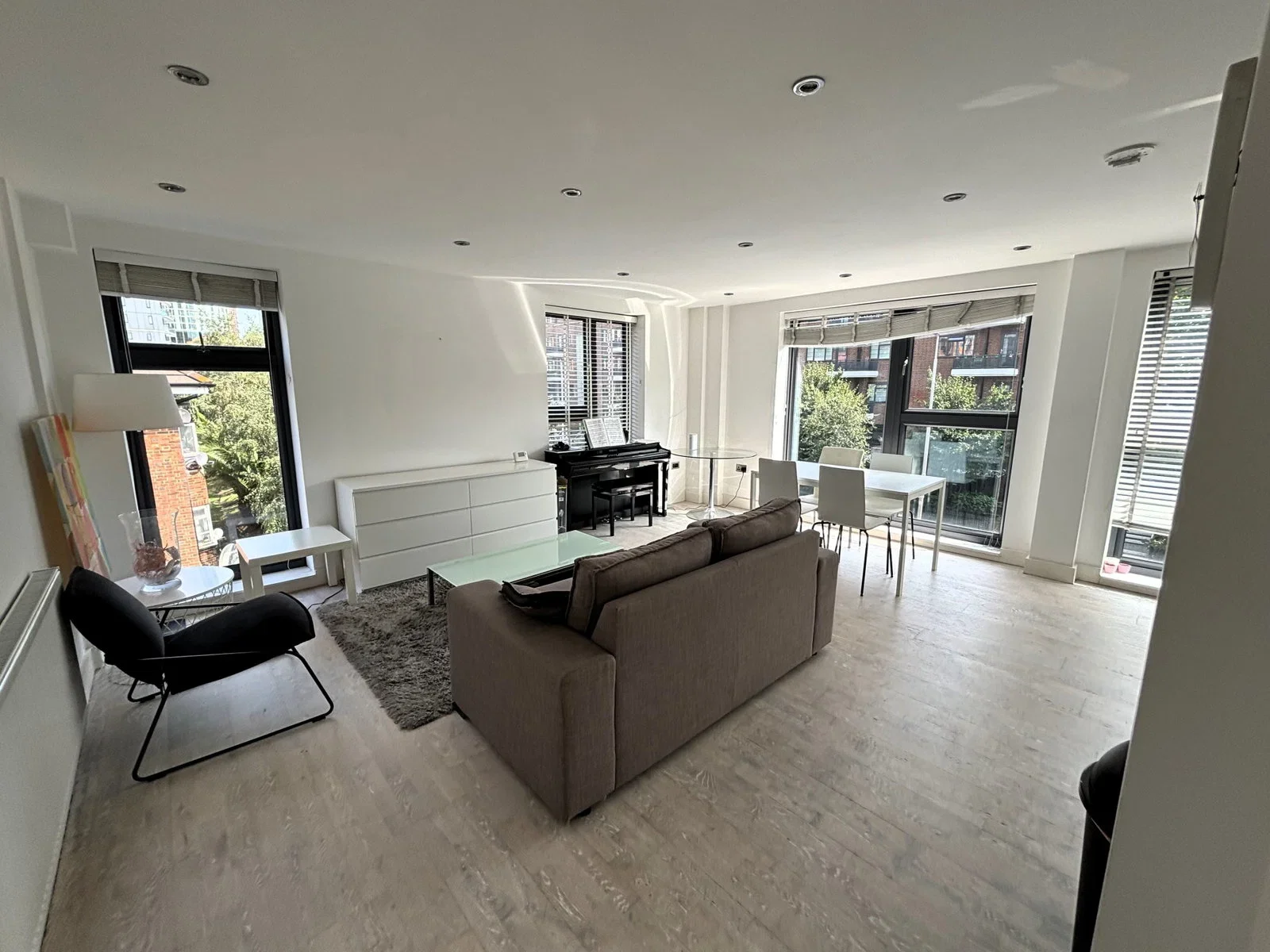 Flat Wandsworth Road in London