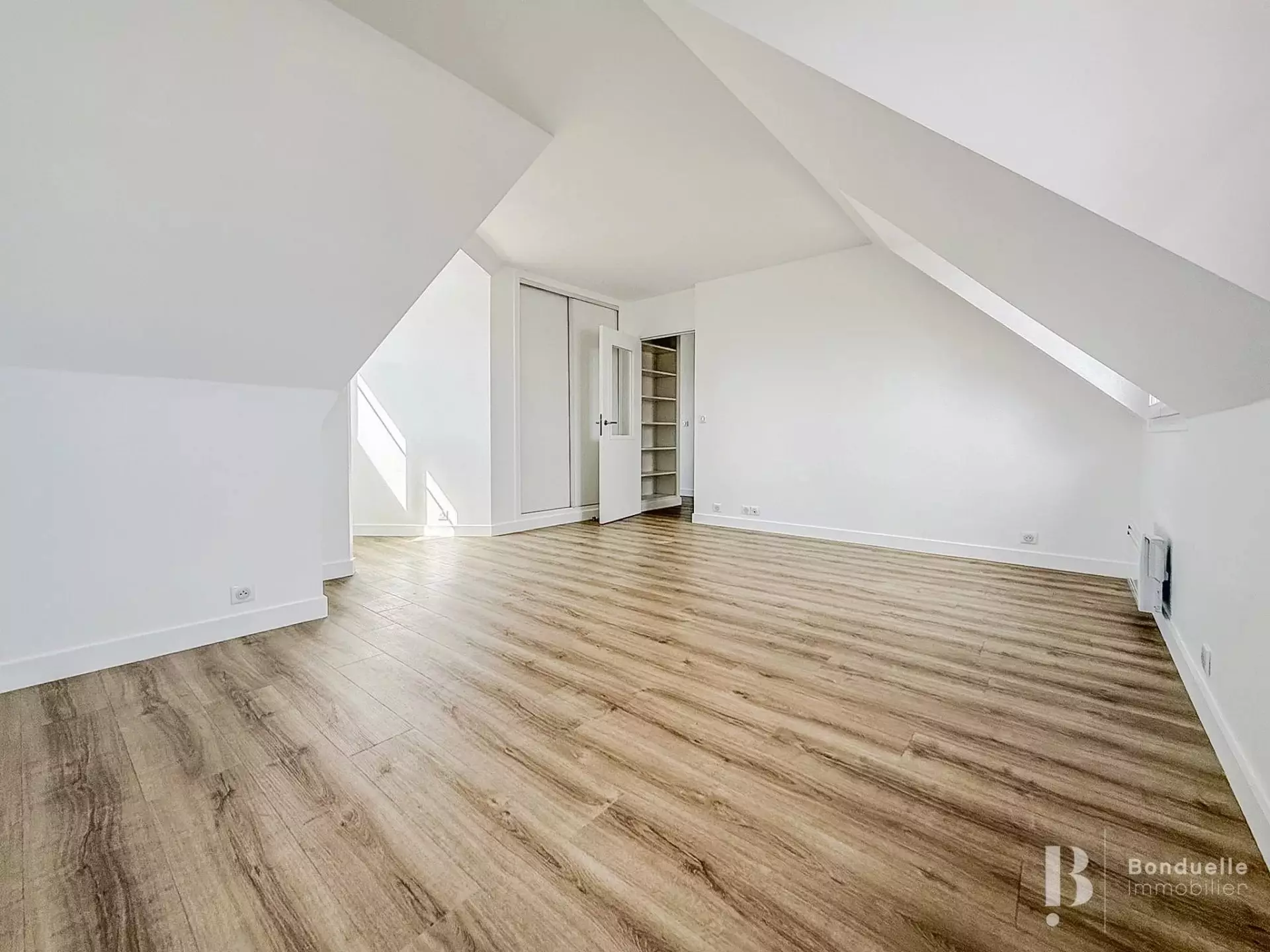 Appartement Rue du Général Delanne à Neuilly-sur-Seine