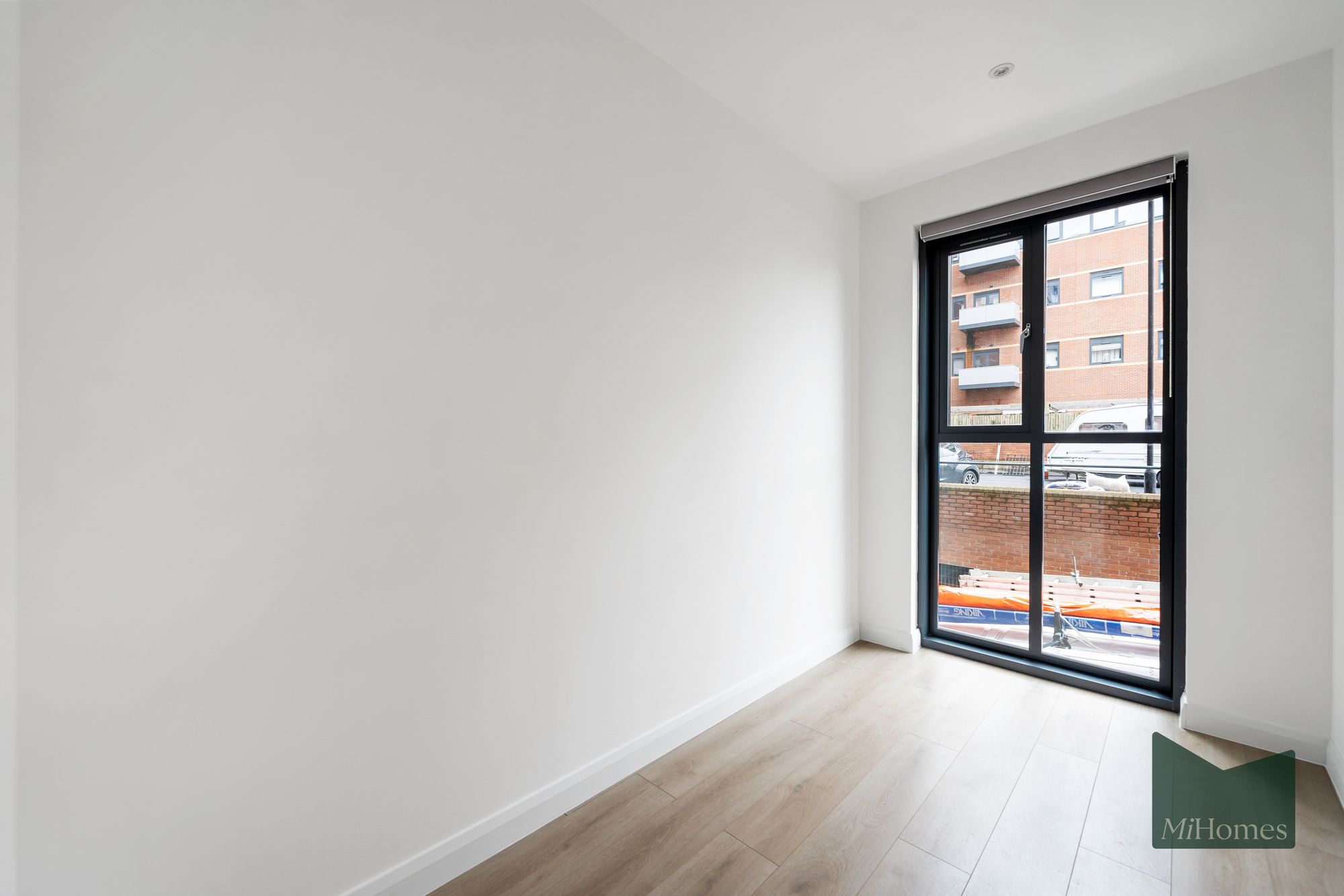 Flat Wellington Street in Slough