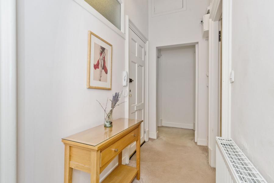Flat Strathearn Road in City of Edinburgh