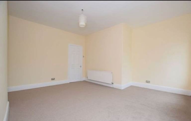 House Crescent Road in Ellesmere Port